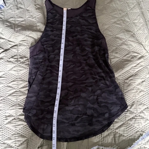 Lululemon Sculpt Tank Top - Picture 6 of 7